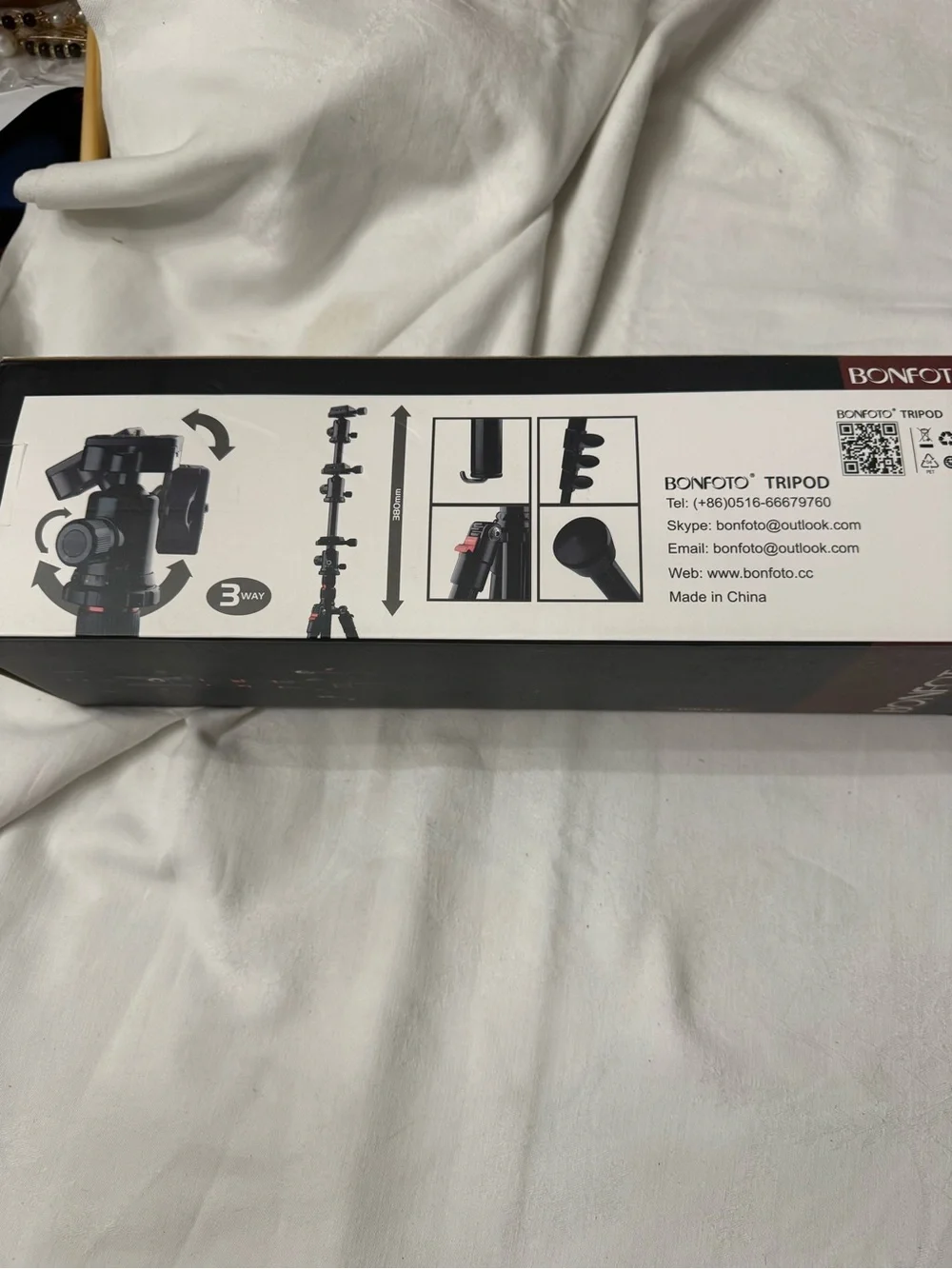 Bonfoto B690c New In Box Tripod Carbon Fiber With Carrying Case